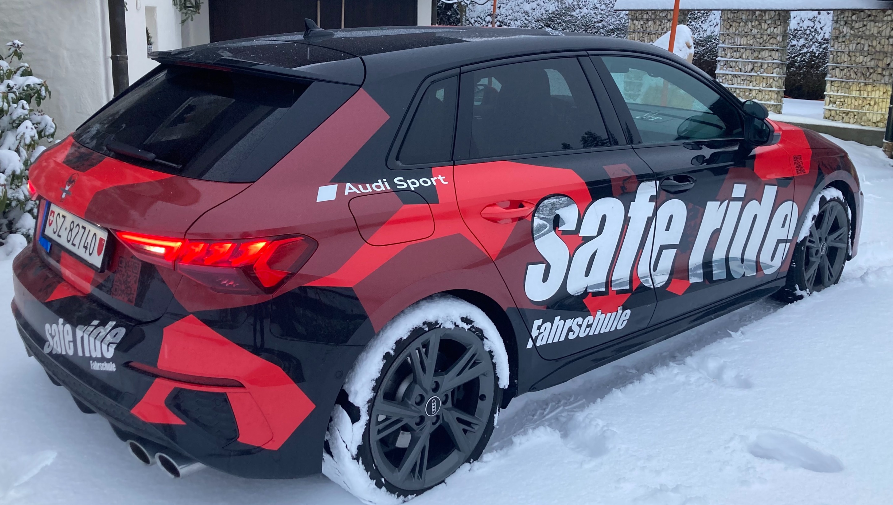 Audi im Schnee